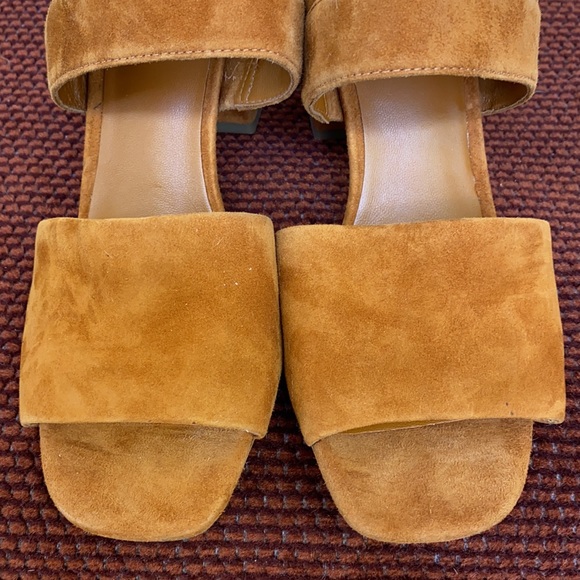 Via Spiga Evelyne Suede Block Heel Sandal NWOT 7 - Picture 7 of 10